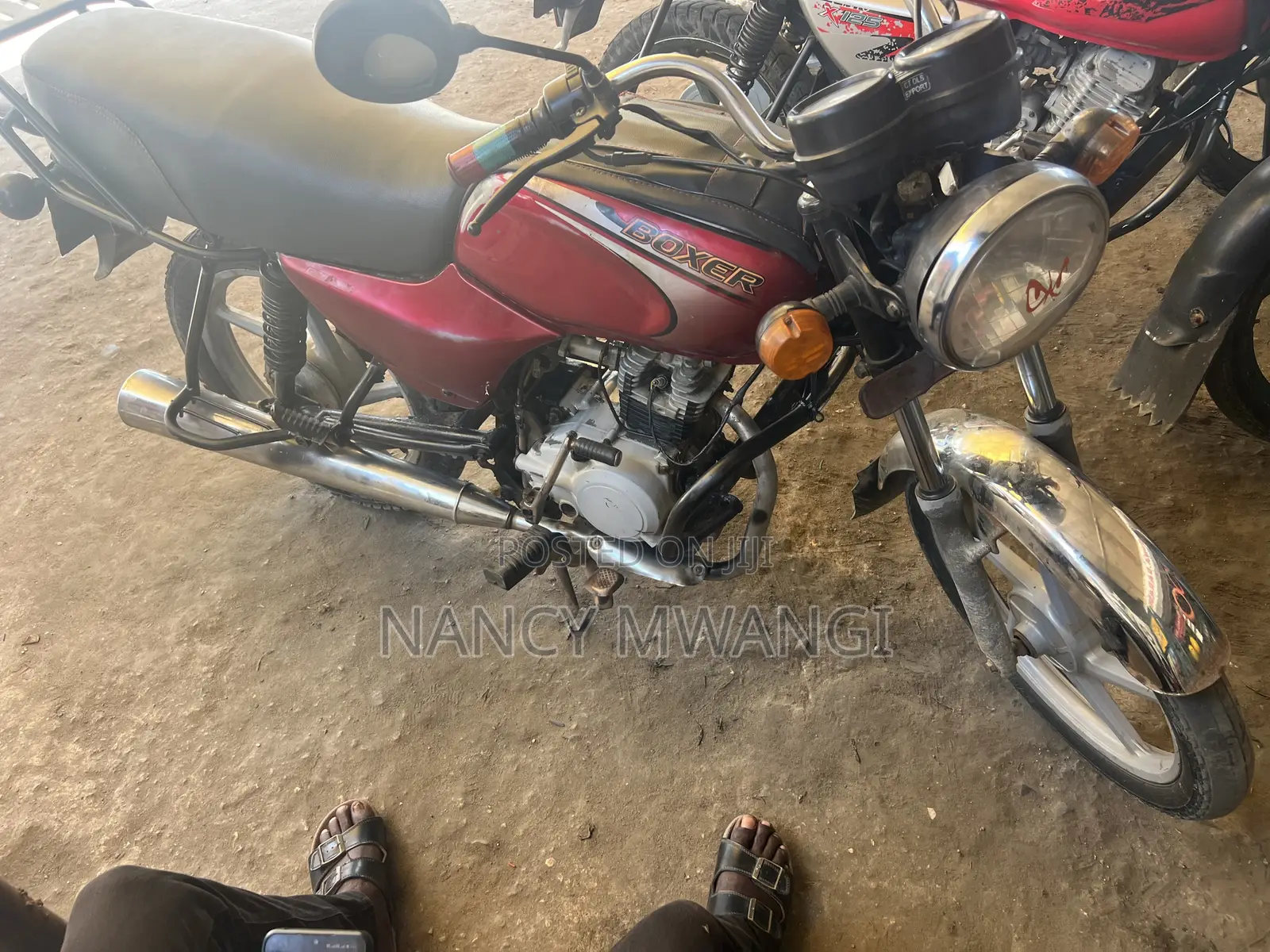 Bajaj Boxer 100 2025 Red