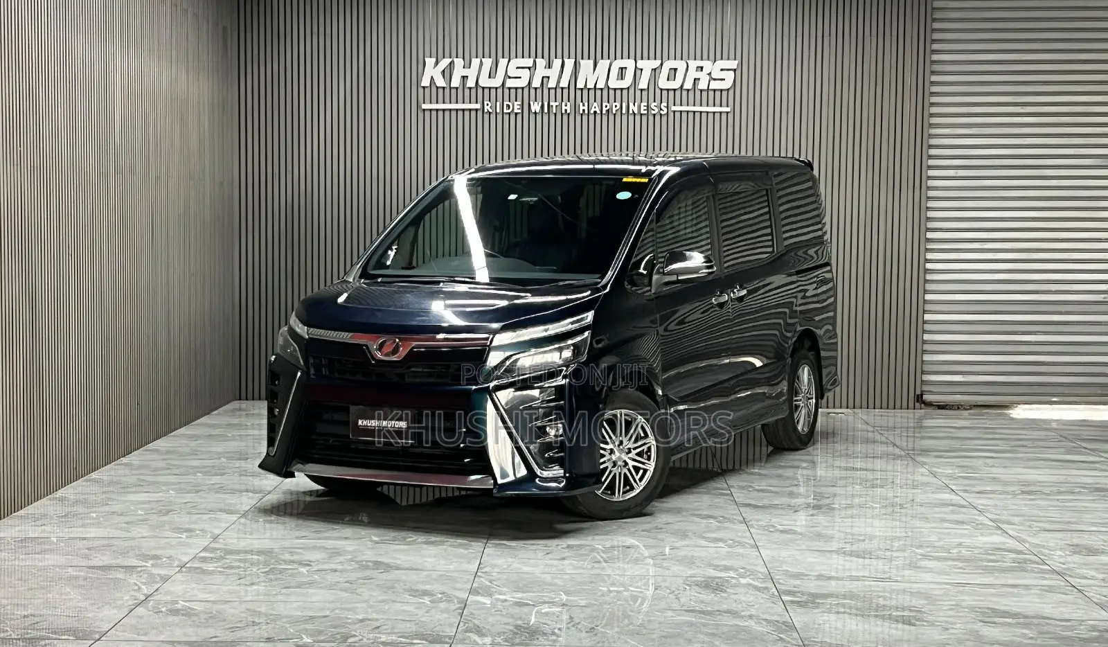 Toyota Voxy 2019 Blue