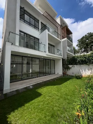 4bdrm Townhouse / Terrace in Lavington, Muthangari for rent