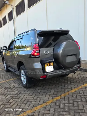 Toyota Land Cruiser Prado 3.0 TD 2013 Burgundy