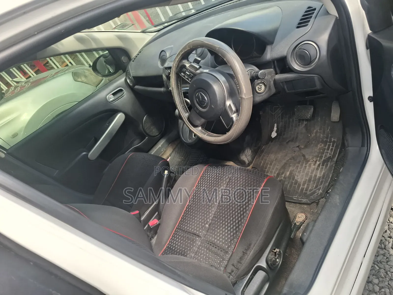 Mazda Demio 2012