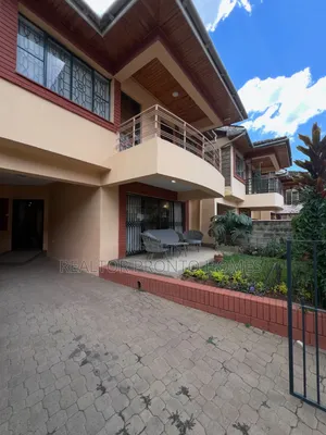 5bdrm Townhouse/Terrace in Lavington, Valley Arcade for sale