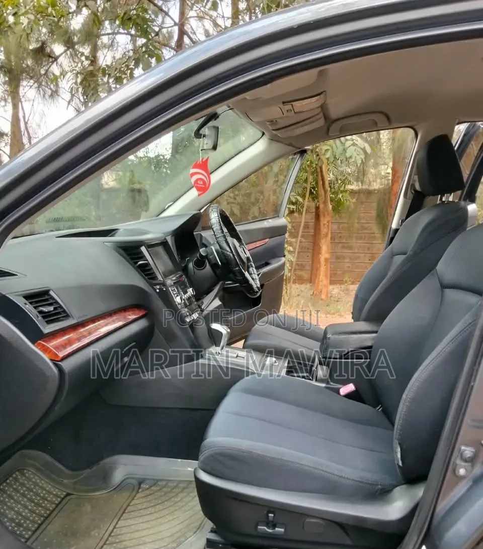 Subaru Legacy 2010 Gray