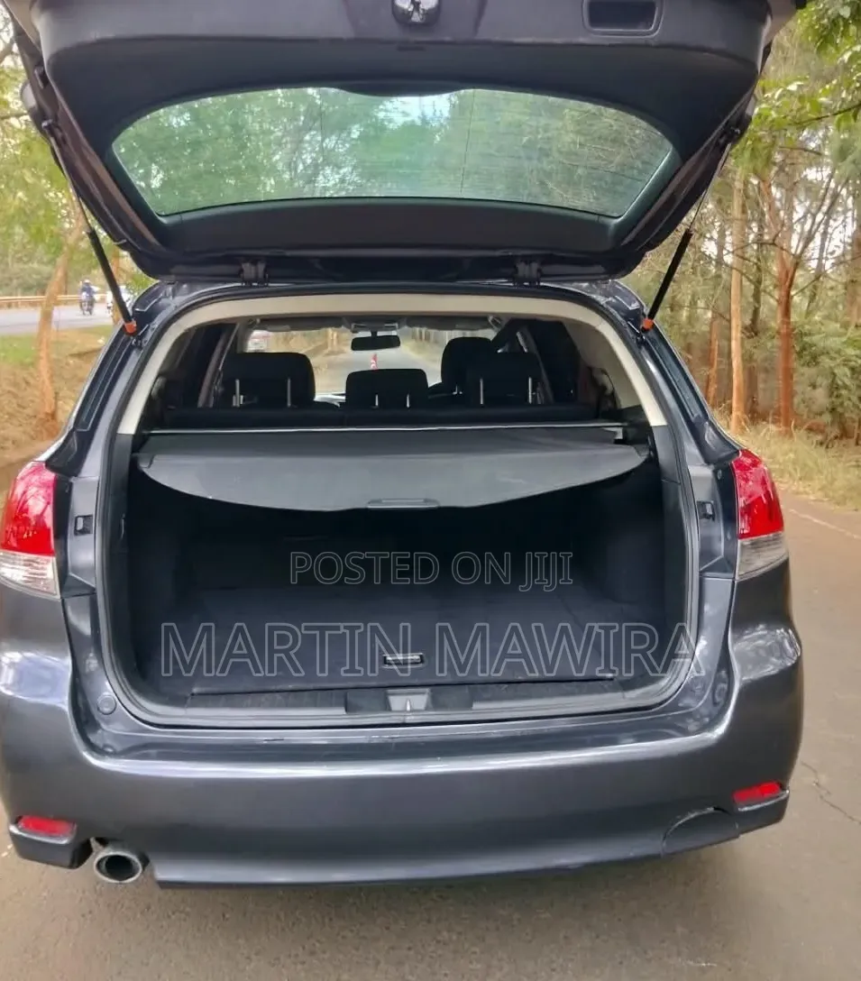 Subaru Legacy 2010 Gray