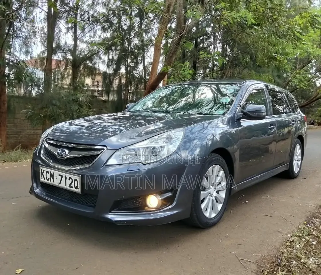 Subaru Legacy 2010 Gray