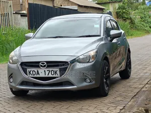 Mazda Demio 2015 Silver