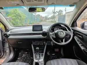 Mazda Demio 2015 Silver