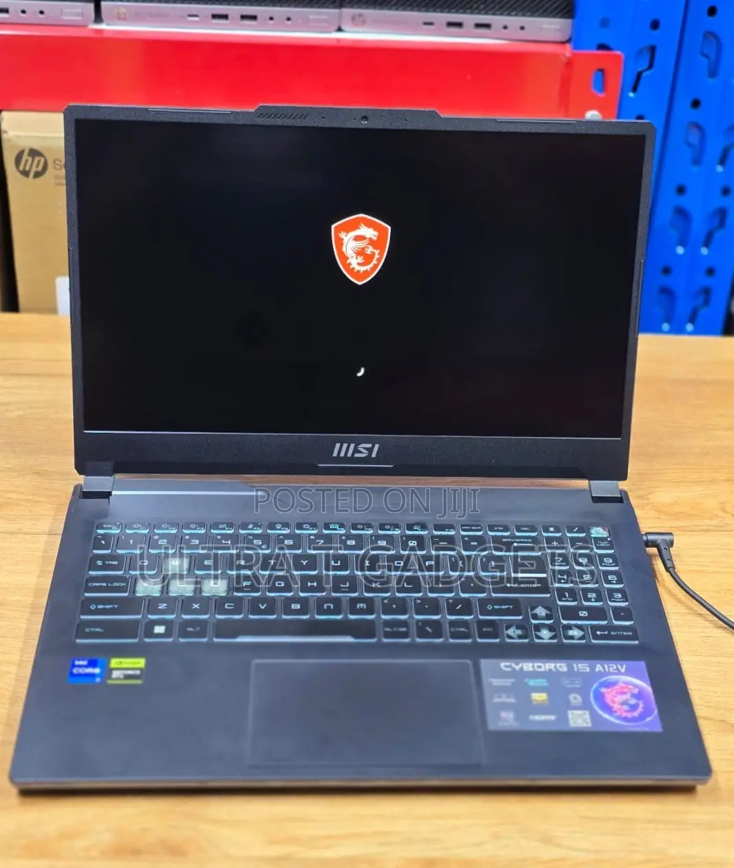 Laptop MSI Cyborg 15 24GB Intel Core i7 SSD 512GB