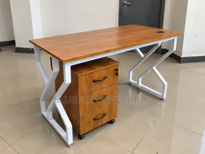 Executive Office Desk With Mobile 3-Drawer Cabinet