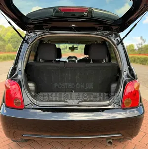 Toyota IST 2006 Black