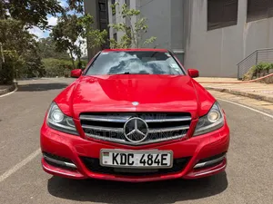 Mercedes-Benz C200 2014 Red
