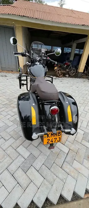 Royal Enfield Meteor 350 2026 Black