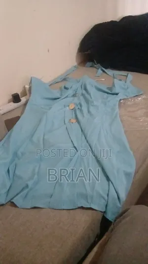 Lladies Dress
