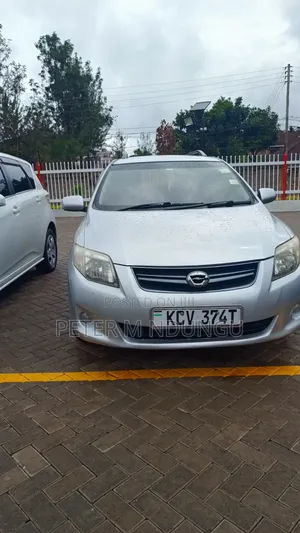 Toyota Corolla Fielder 2012 Silver