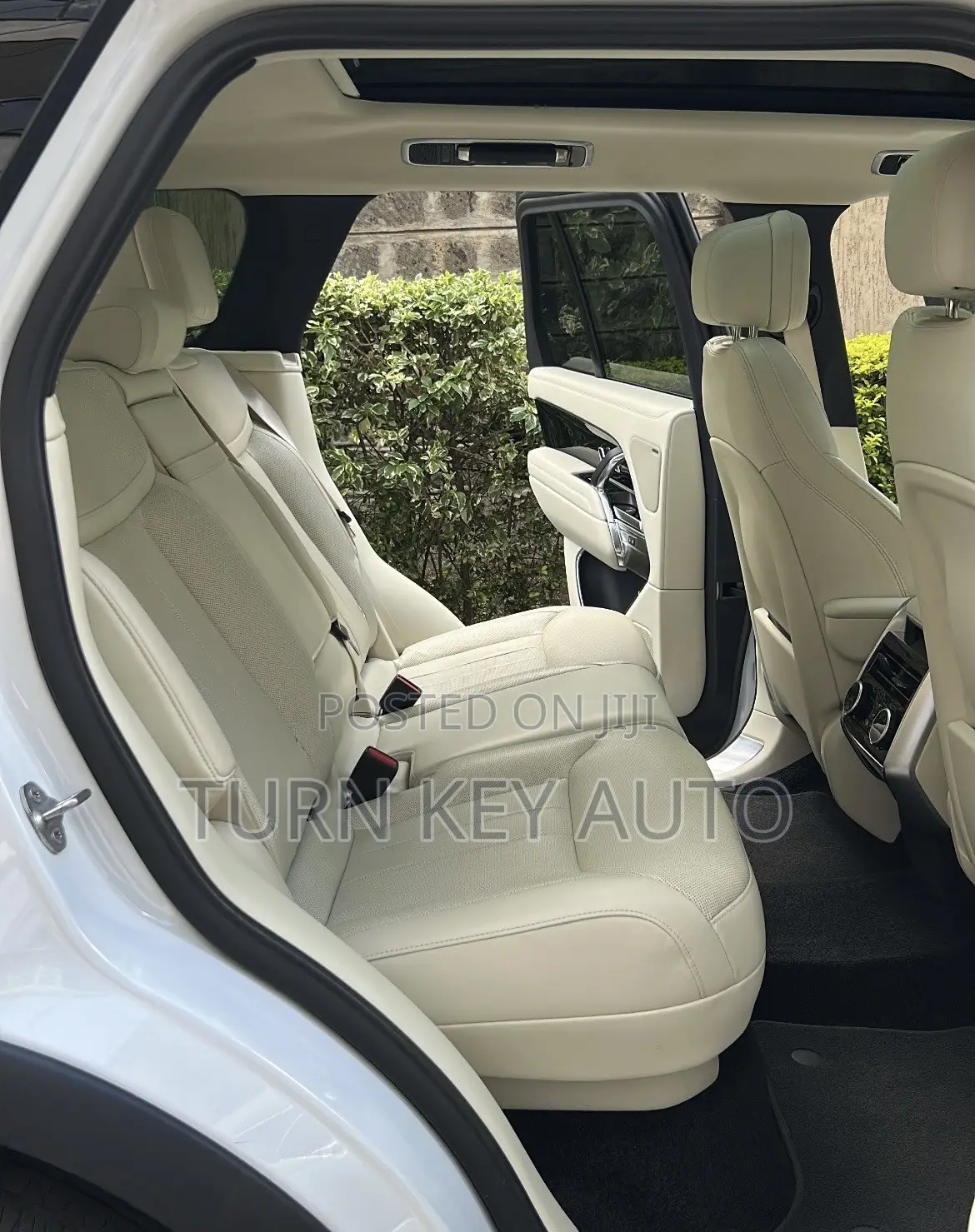 Land Rover Range Rover Vogue 2022 White