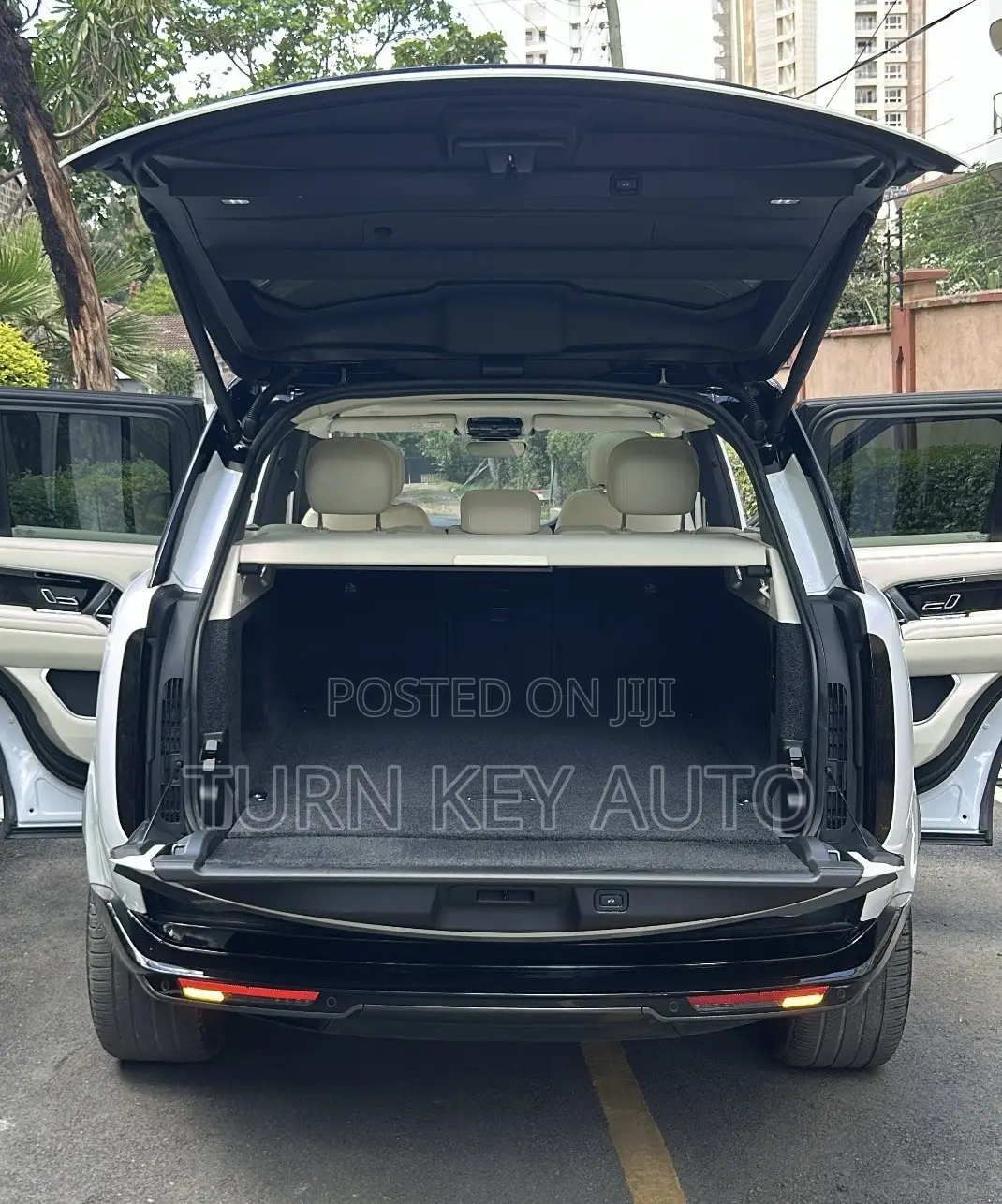 Land Rover Range Rover Vogue 2022 White