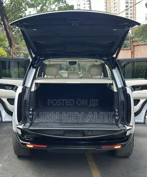 Land Rover Range Rover Vogue 2022 White