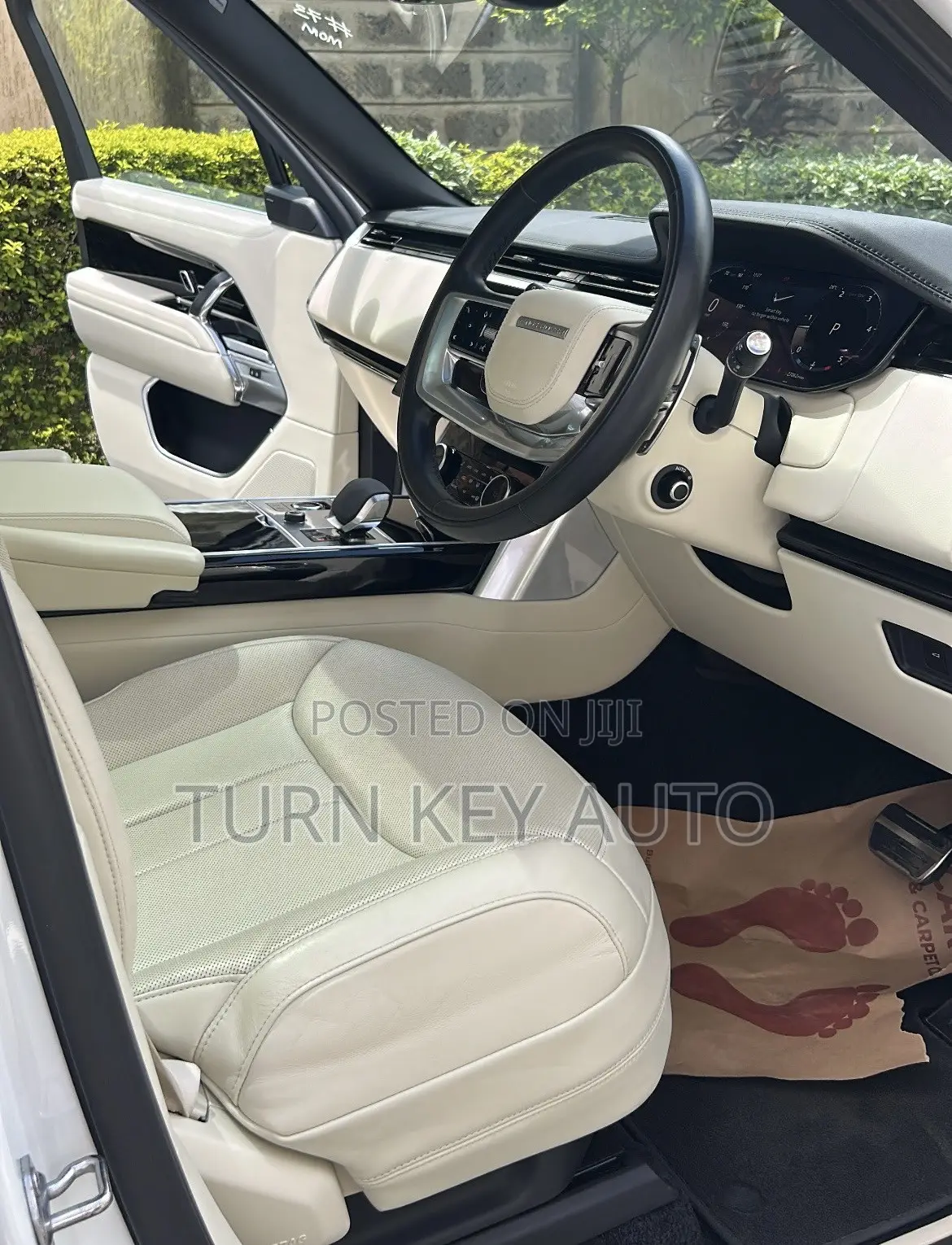 Land Rover Range Rover Vogue 2022 White