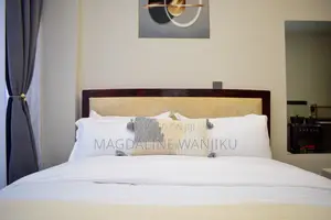 Crown Suite