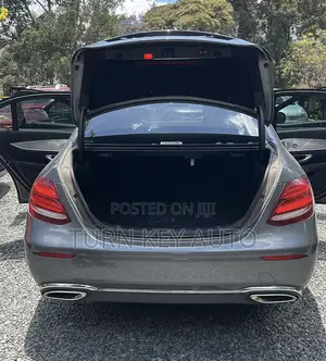Mercedes-Benz E200 2019 Gray