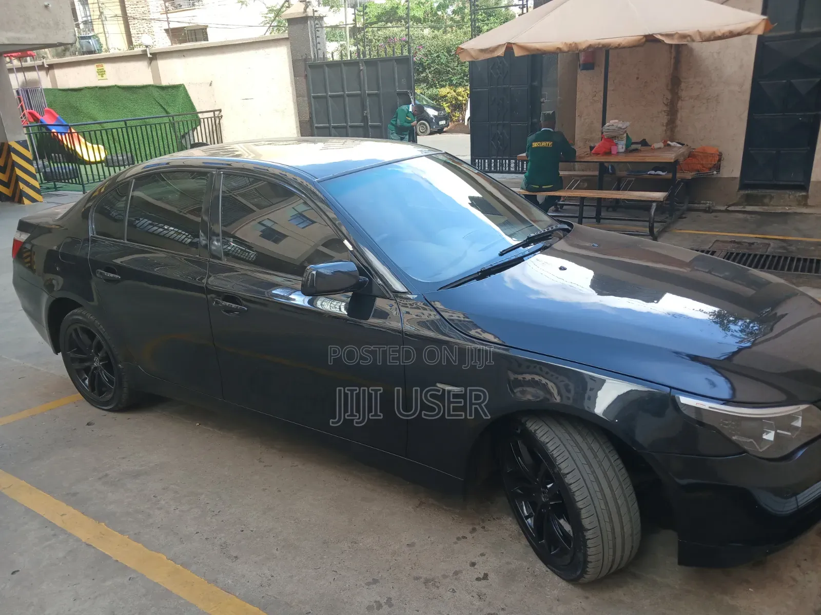 BMW 525i 2004 Black