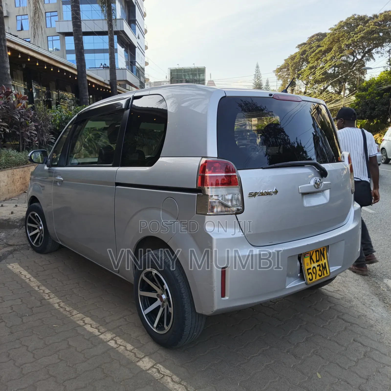Toyota Spade 1.5 2016 Silver
