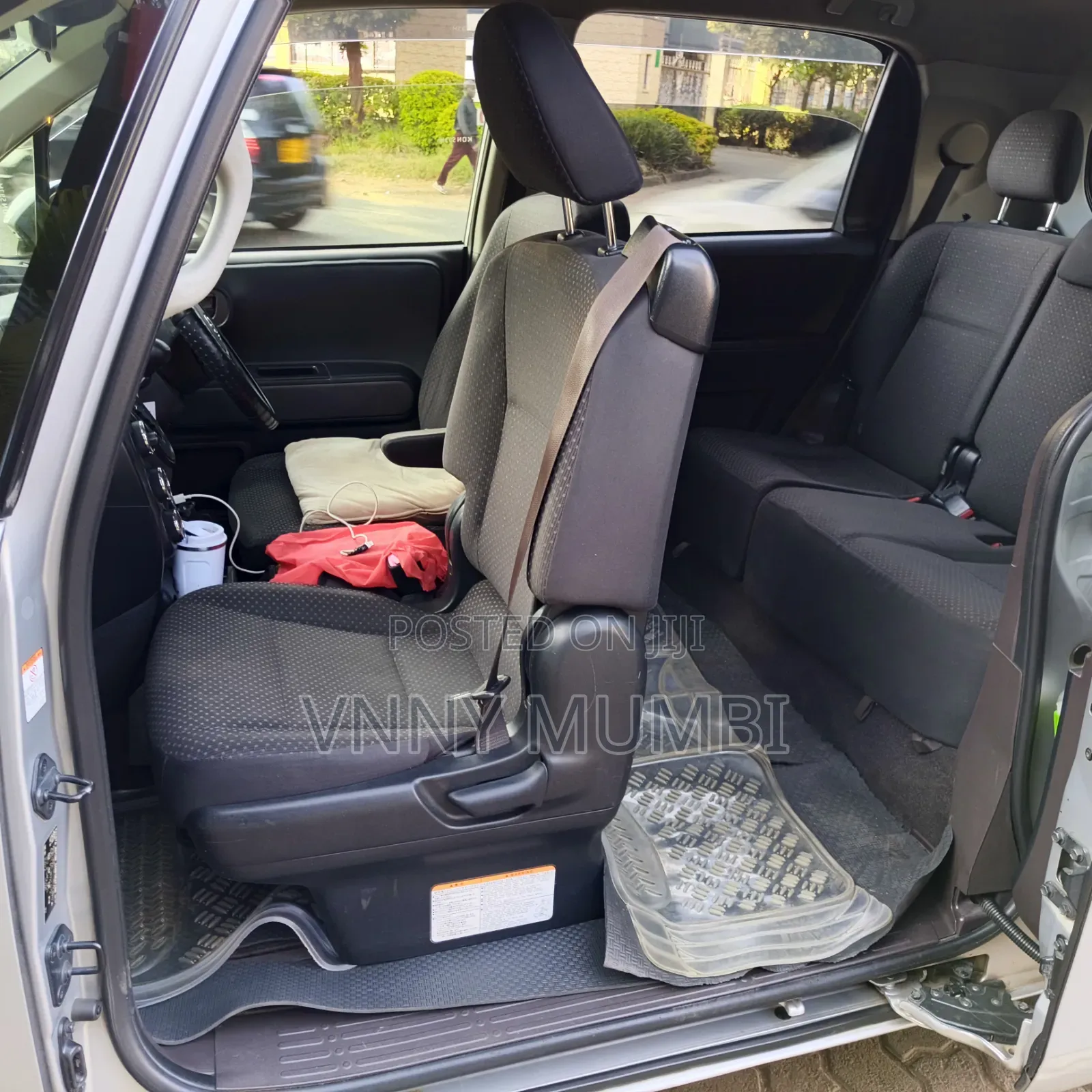 Toyota Spade 1.5 2016 Silver