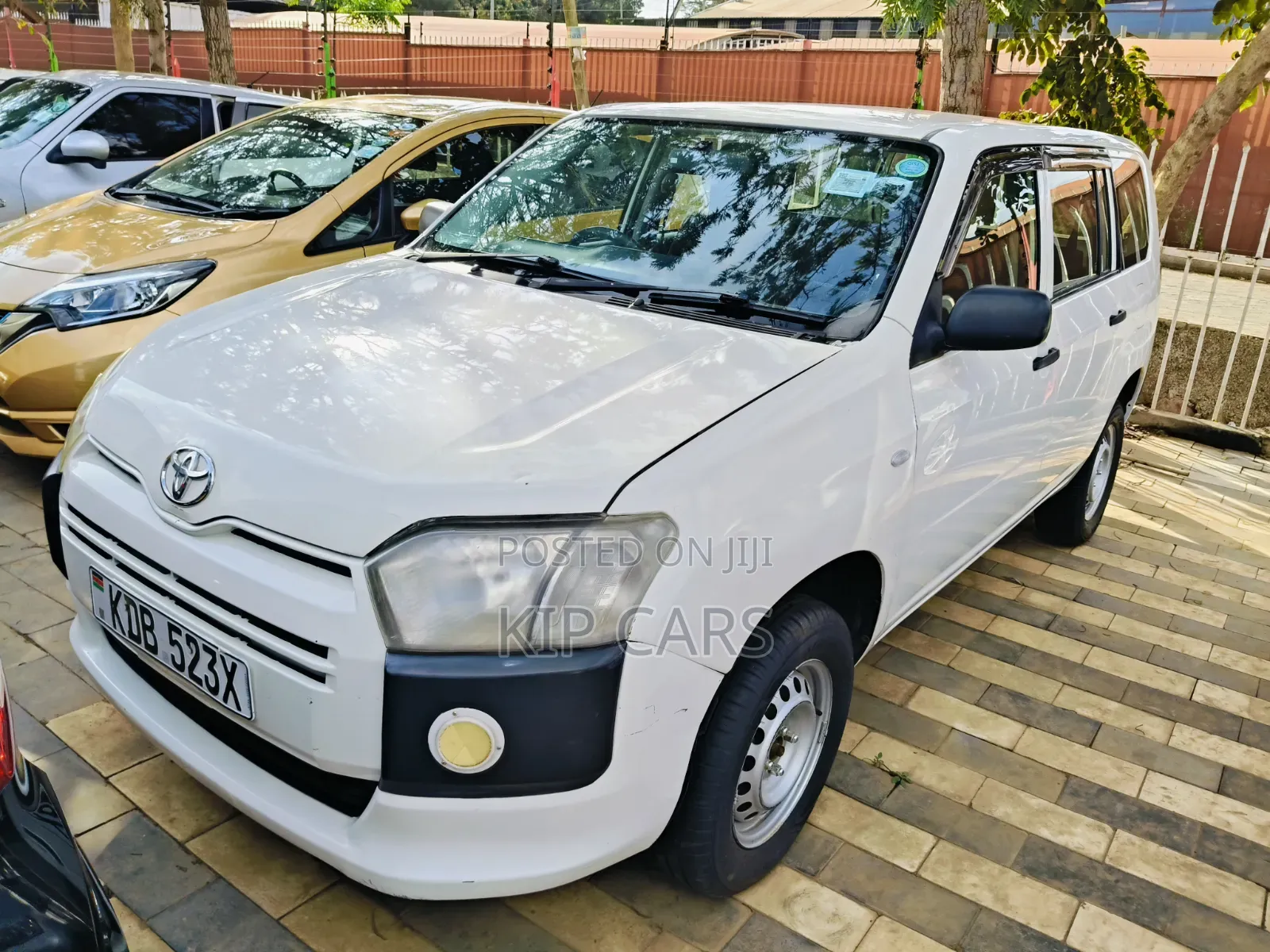 Toyota Probox 1.5 F 2WD 2014 White