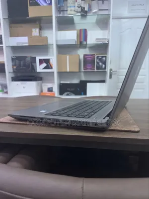 New Laptop HP ZBook Studio 4GB Intel Core i7 SSD 512GB