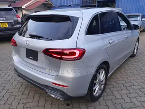 Mercedes-Benz B-Class 2019 Silver
