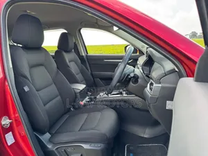 Mazda CX-5 2022 Red