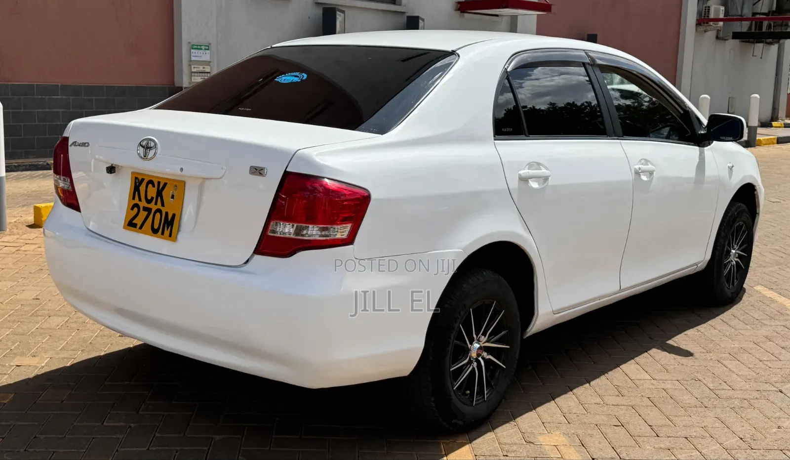 Toyota Axio 2010 White