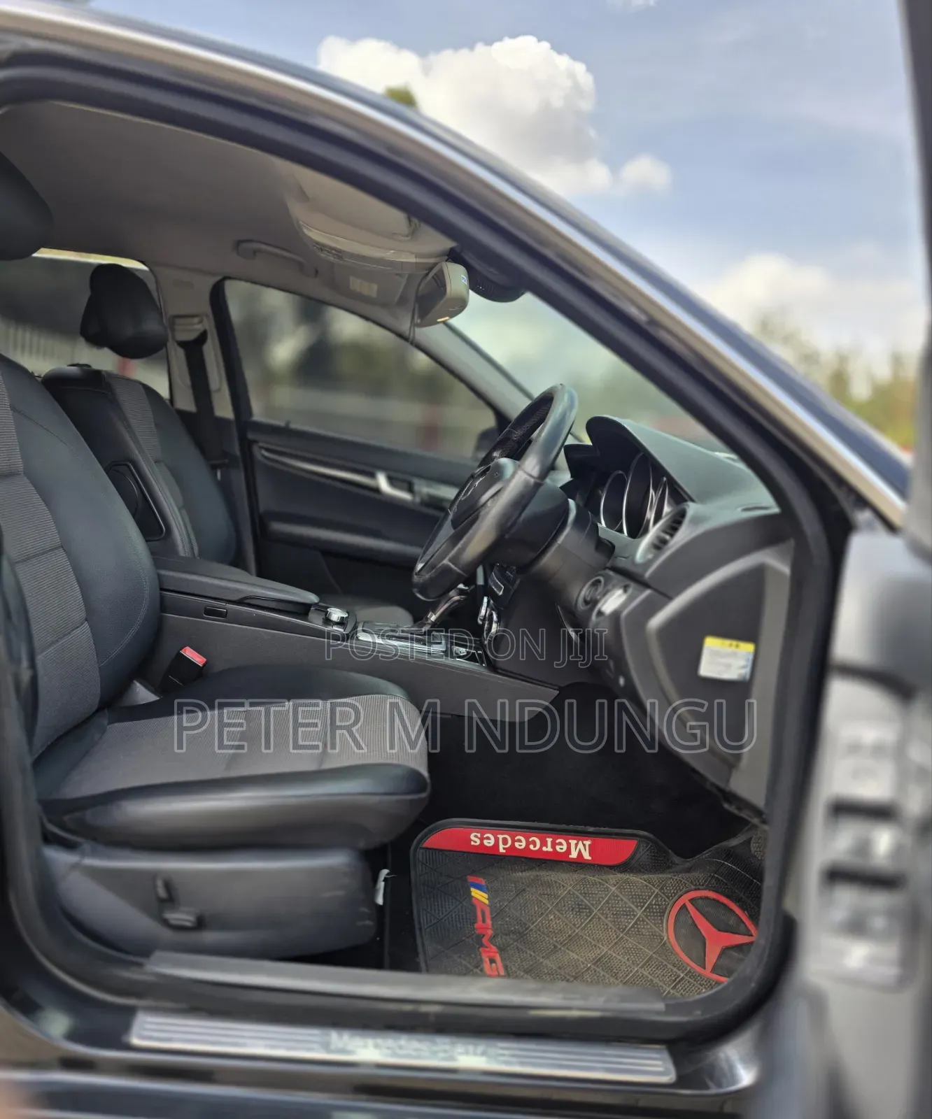 Mercedes-Benz E200 2011 Black
