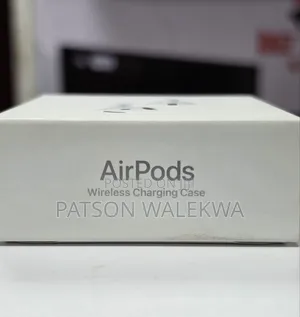 Apple AirPods 5 With Wireless Charging Case