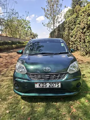 Toyota Passo 1.0 FWD 2017 Green
