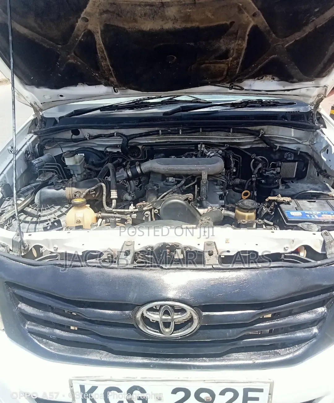 Toyota Hilux 2013 White