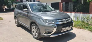 Mitsubishi Outlander 2015 Gray