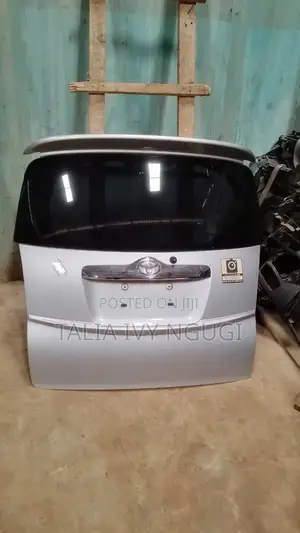 Ractis Boot 2008-2010 Model