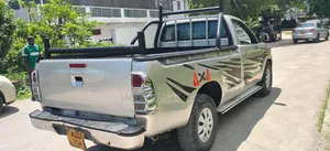 Toyota Hilux 2014 Gray