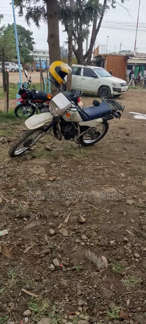 Yamaha DT125 1997 White