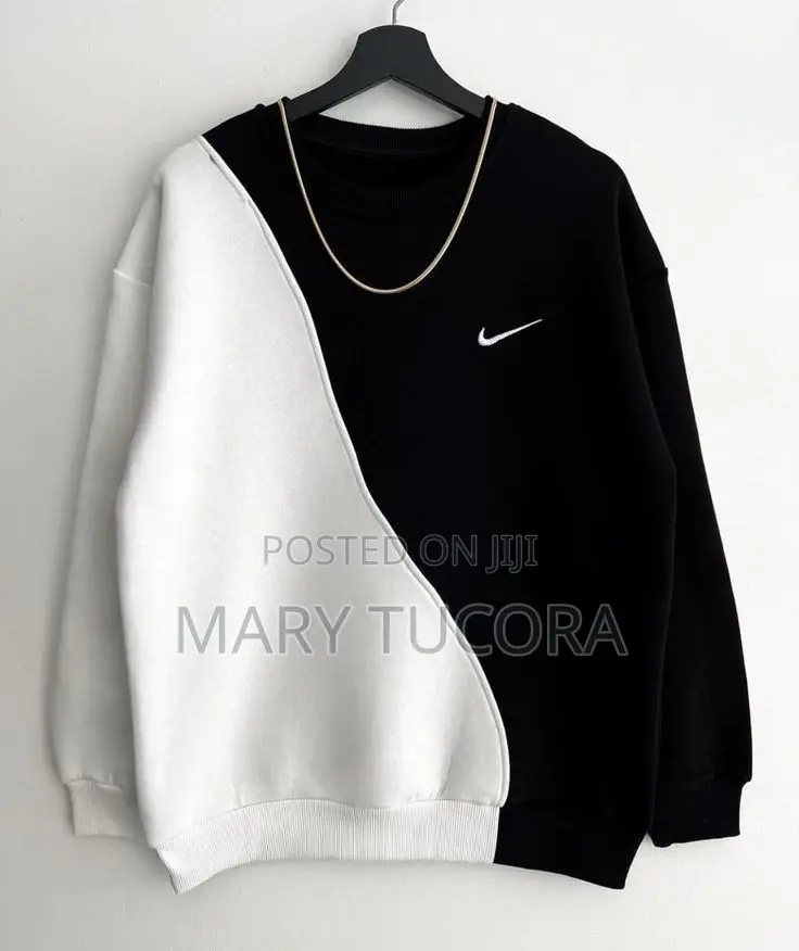 Black and White Sweatshirt