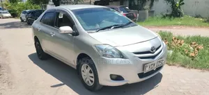 Toyota Belta 2010 Silver