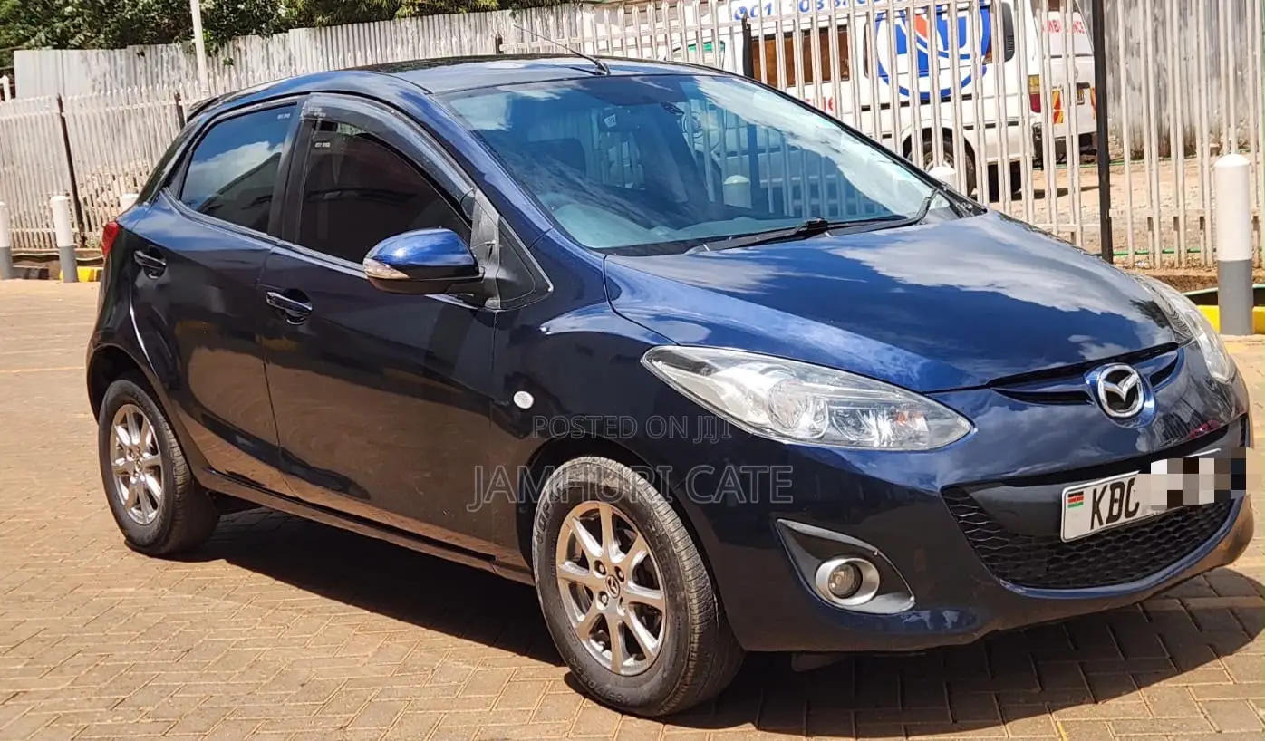 Mazda Demio 2013 Blue
