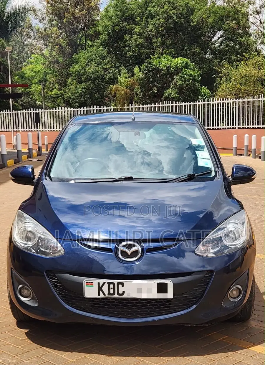 Mazda Demio 2013 Blue