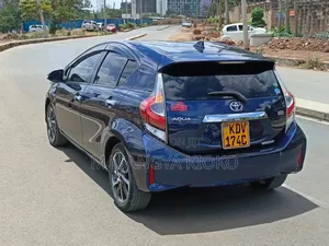 Toyota Aqua 2018 Black
