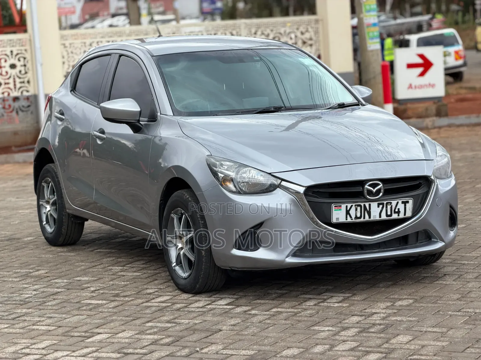 Mazda Demio 2016 Silver