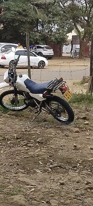Yamaha DT125 1997 White