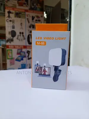 M-88 LED Video Light, Warm and Cool White LED Photography Fill Light