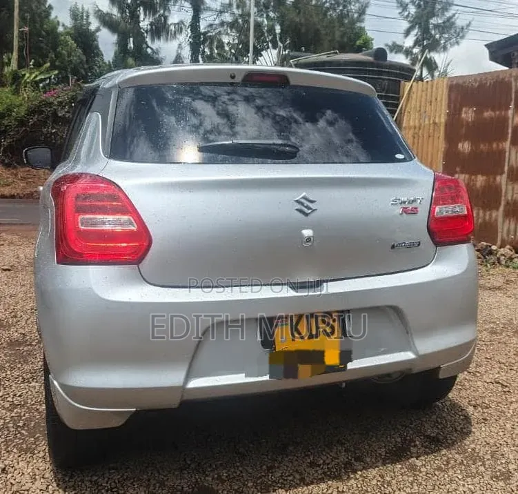 Suzuki Swift 2017 Silver