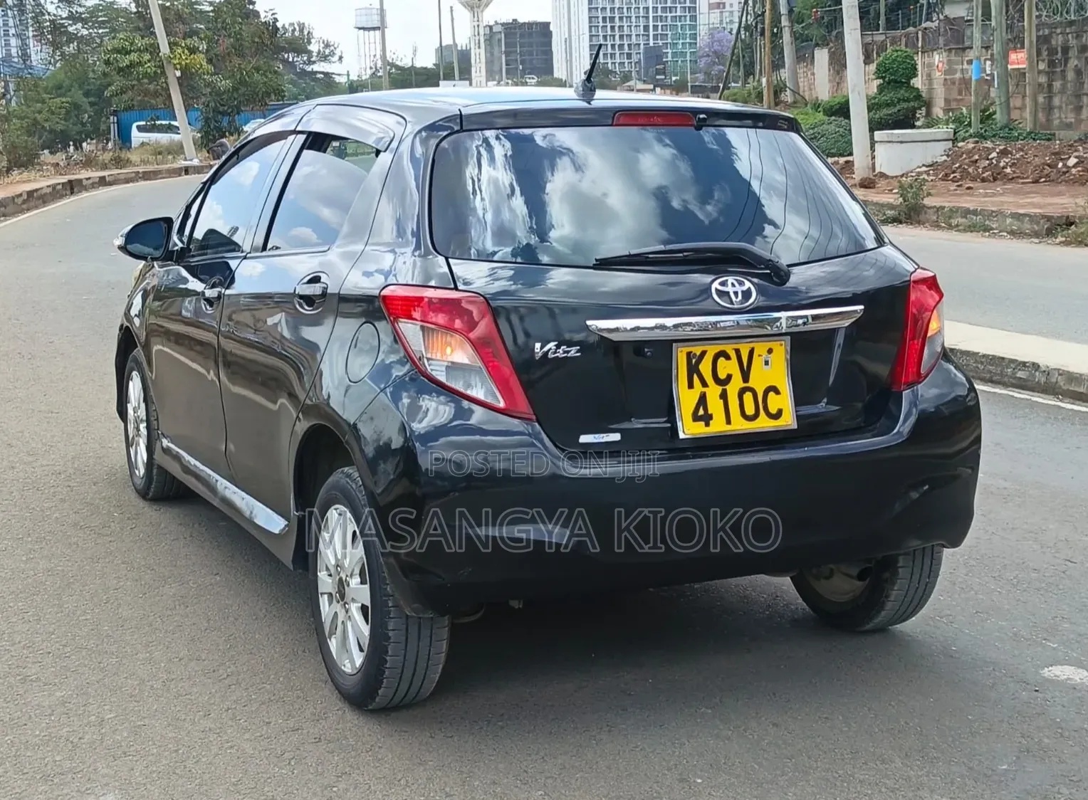 Toyota Vitz 2012 Black